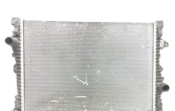 Land Rover Discovery Sport Coolant radiator GJ328005CB