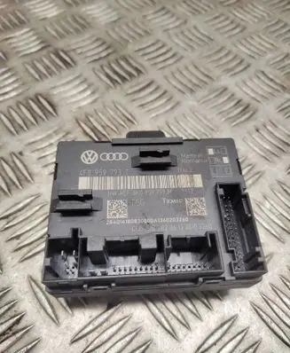 Audi Q7 4L Door control unit/module 4F0959793T