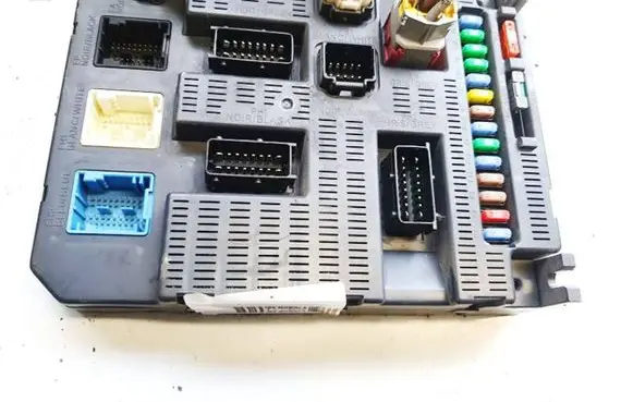 Citroen C4 I Fuse box set 9663798480 pb2157022091007