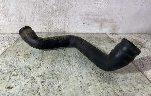 Volvo XC90 Engine coolant pipe/hose 30680748