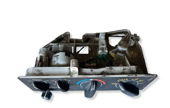 Mitsubishi Pajero Climate control unit 