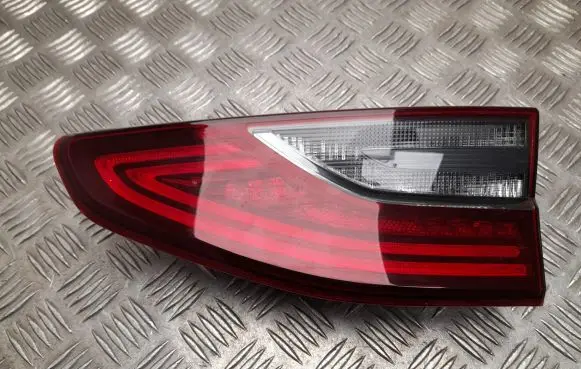 KIA Ceed Rear/tail lights 92404J7050