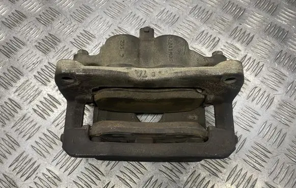 Mercedes-Benz X-class W470 Front brake caliper 82241H06