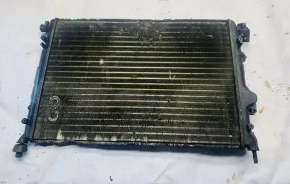 Renault Megane I Coolant radiator rm1122 861083w