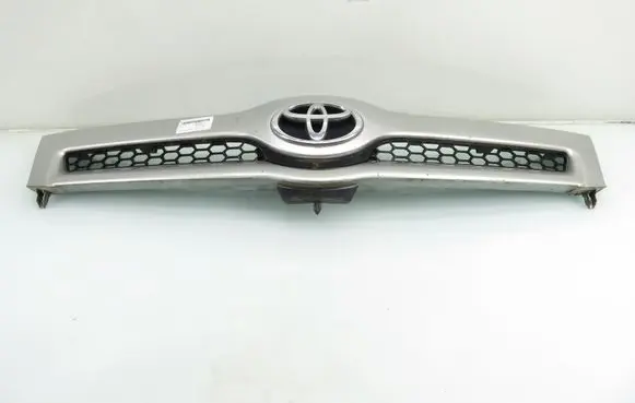 Toyota Corolla Verso E121 Front grill 531110F020