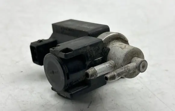 KIA Sorento Turbo solenoid valve 