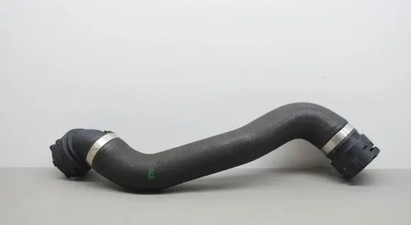 Mercedes-Benz C W205 Engine coolant pipe/hose A2055013182