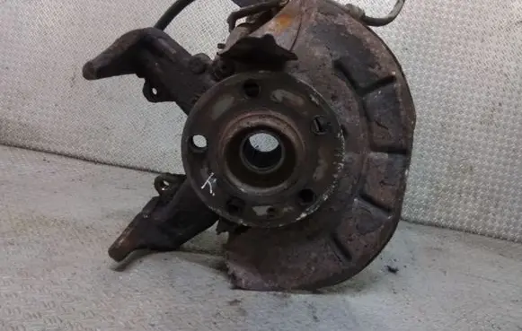 Seat Ibiza III (6L) Front wheel hub spindle knuckle