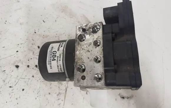 KIA Sorento ABS Pump 589102P900 B26GAF1E1329318 5WY7055B