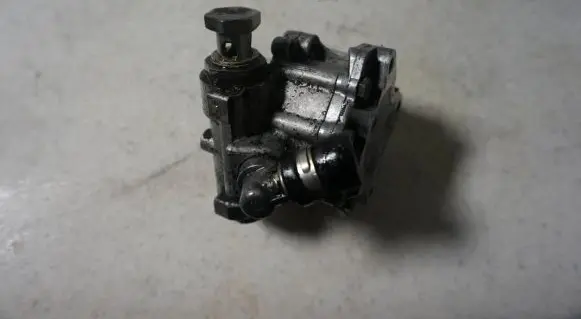 Audi A4 S4 B6 8E 8H Power steering pump 7690955 8E0145155 112021