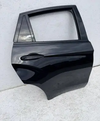 BMW X6 F16 Rear door