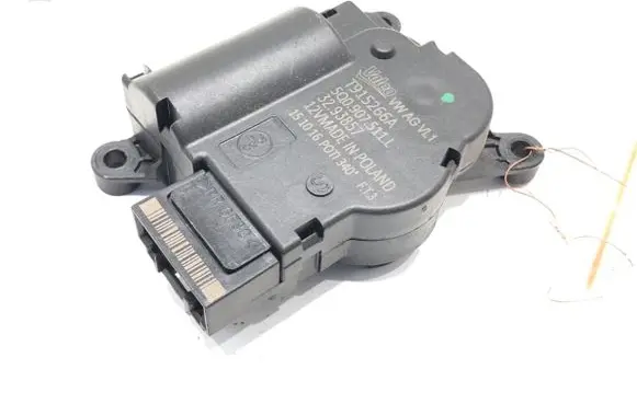 Volkswagen Golf VII Air flap motor/actuator 5Q0907511L