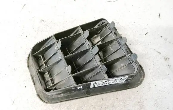 KIA Venga Dash center air vent grill 9751017000