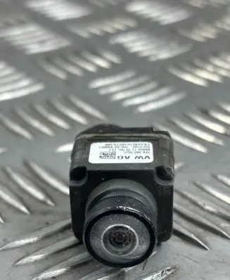 Audi A8 S8 D4 4H Front bumper camera 7P6980551C