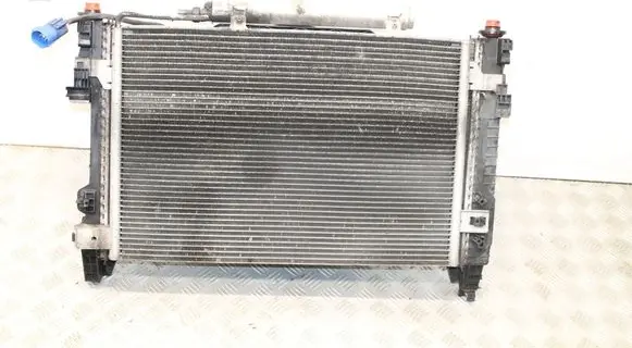 Mercedes-Benz B W245 Radiator set A1695004704 A1695002593