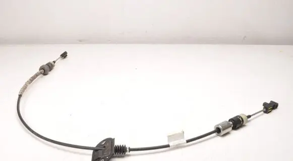 Volvo V70 Gear shift cable linkage 31259001