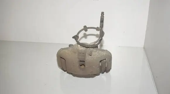 BMW 5 F10 F11 Front brake caliper 6786818 34116786818