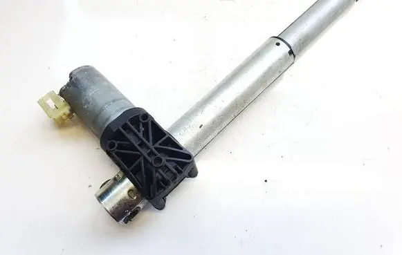 BMW 5 F10 F11 Seat adjustment motor 0390204069 061210S