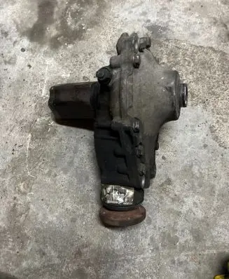 BMW 3 GT F34 Front differential 7591995 12107360