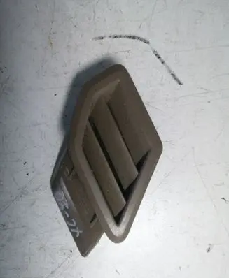 Volvo XC70 Dashboard air vent grill cover trim 9184631