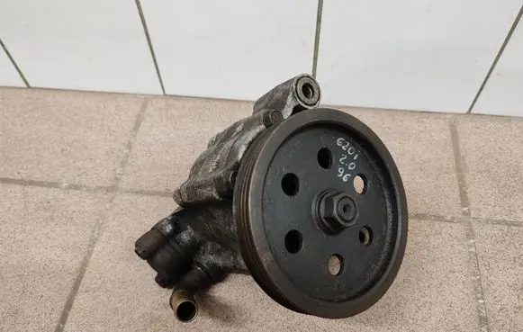 Rover 620 Power steering pump 