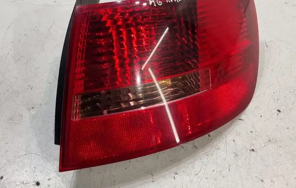 Audi A6 S6 C6 4F Rear/tail lights 4F9945096
