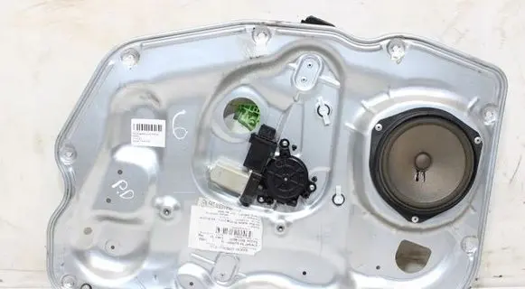Alfa Romeo Giulietta Front window lifting mechanism without motor 