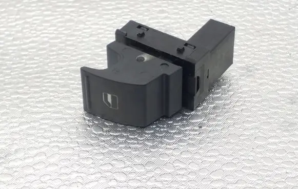 Volkswagen Jetta VI Electric window control switch 7L6959855B