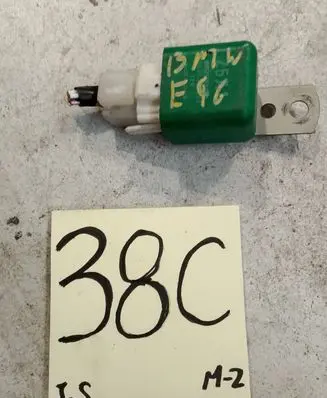 BMW 3 E46 Other relay 61368373700