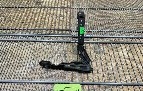 Mercedes-Benz E W124 Sunroof frame A1247820547 1247820547