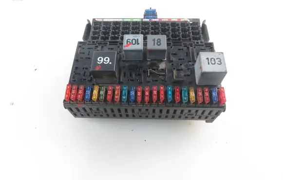 Volkswagen Transporter - Caravelle T4 Fuse box set 357937039
