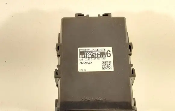 Toyota Verso Engine control unit/module ECU 896900F060 MB1028501130
