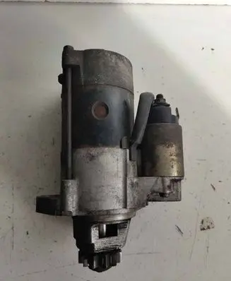 Nissan Almera Tino Starter motor 233008H801