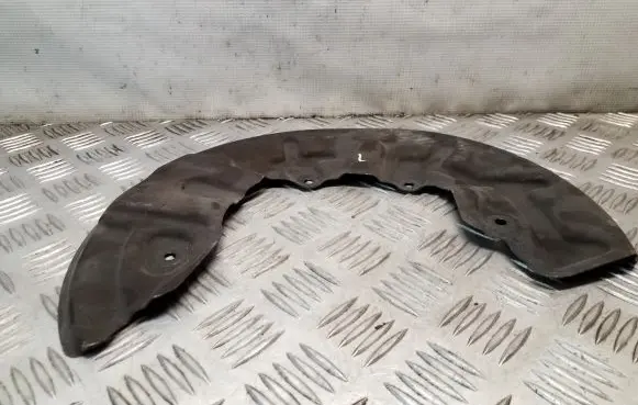 Audi A4 S4 B7 8E 8H Front brake disc dust cover plate 