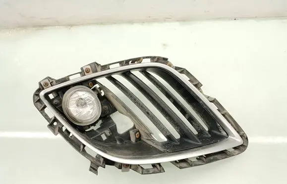 Mazda CX-7 Front bumper lower grill 