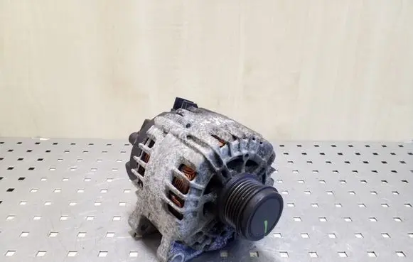 Ford Focus Generator/alternator AV6N10300GC 30659390