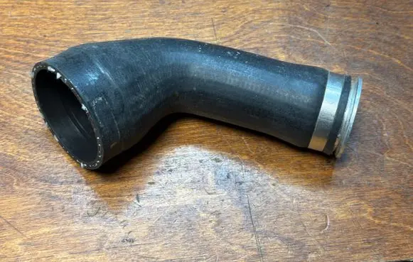 BMW 7 F01 F02 F03 F04 Intercooler hose/pipe P3633002 7575407