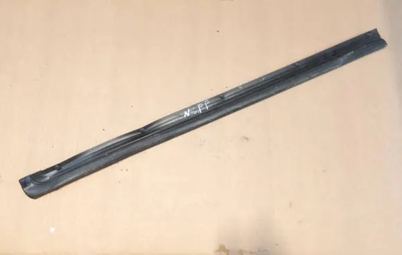 Nissan Qashqai Rubber seal front door (on door) 808384EA0A