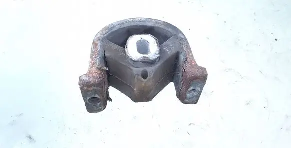 Volkswagen Transporter - Caravelle T5 Engine mount bracket 7H0199848G