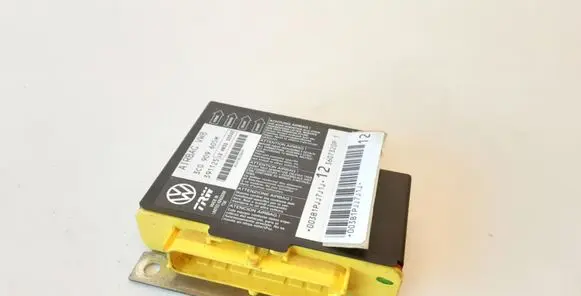 Volkswagen PASSAT B6 Airbag control unit/module 3C0909605M 391125 12H032S2522