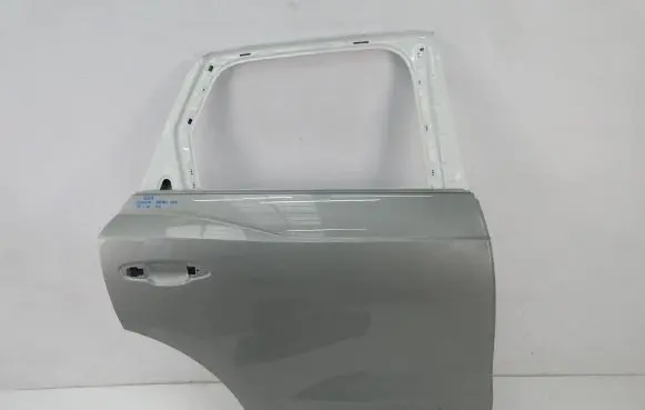 Audi Q3 8U Rear door 83A