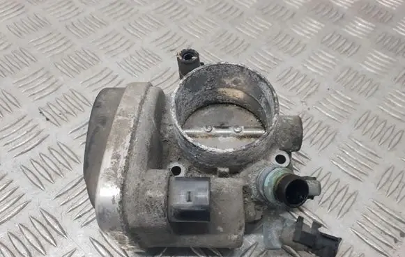 Opel Zafira B Throttle valve 55562380 A2C53192027