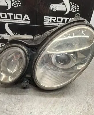 Mercedes-Benz E W211 Headlight/headlamp 15435901