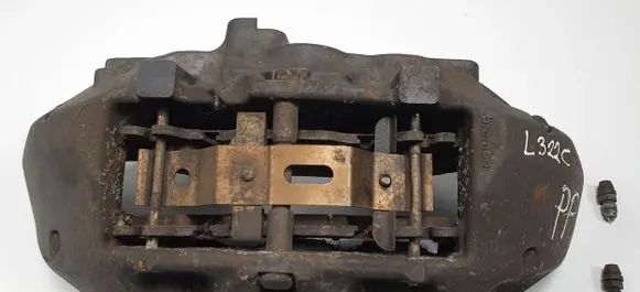Land Rover Range Rover L322 Front brake caliper