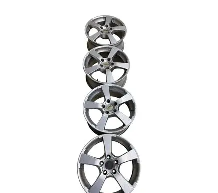 Nissan X-Trail T32 R17 alloy rim KBA46759