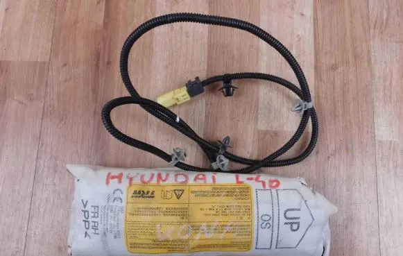 Hyundai Kona I Seat airbag 80620J9500 80620DD000