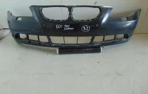 BMW 5 E60 E61 Front bumper 7354816