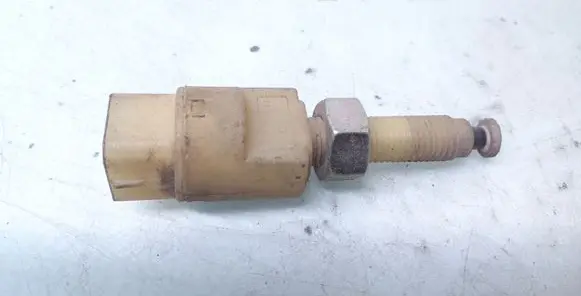 Audi A4 S4 B5 8D Brake pedal sensor switch 4A0945515A