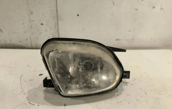 Mercedes-Benz E W211 Front fog light A2118200656 1NB00827502