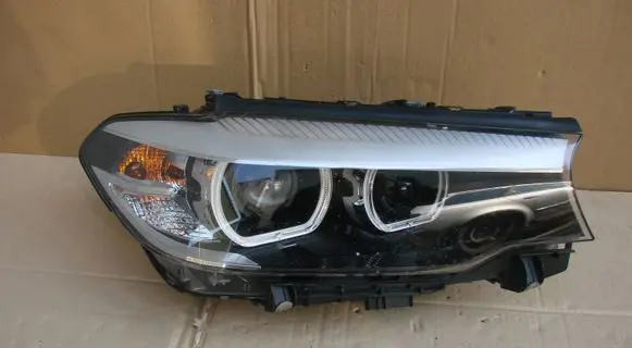 BMW 5 G30 G31 G38 Headlight/headlamp 7439184